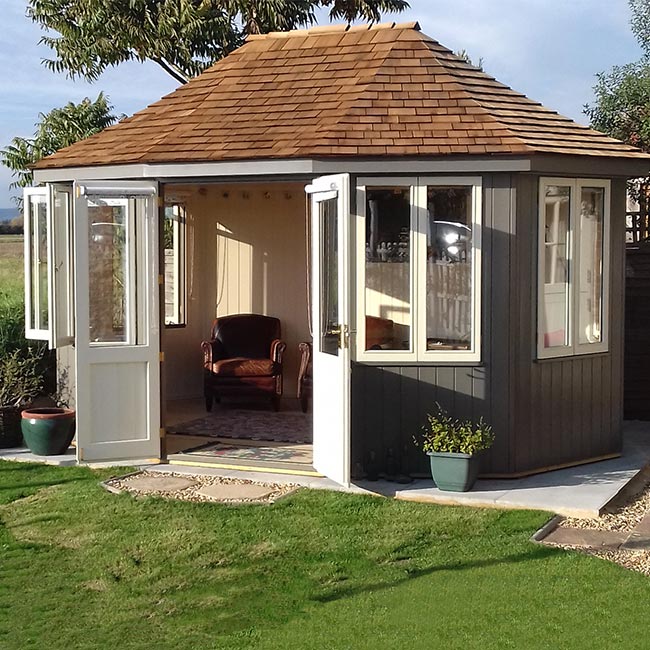 The Sun Ray Garden Room - Scotts of Thrapston